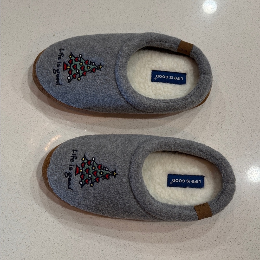 Life is Good Christmas Tree Slippers Women’s Size Small 5/6 - Picture 5 of 11